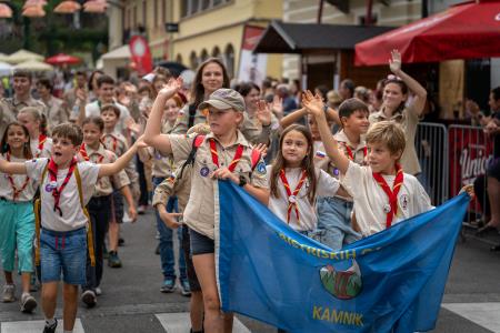 Povorka ob dnevih narodnih noš in oblačilne dedščine (42)